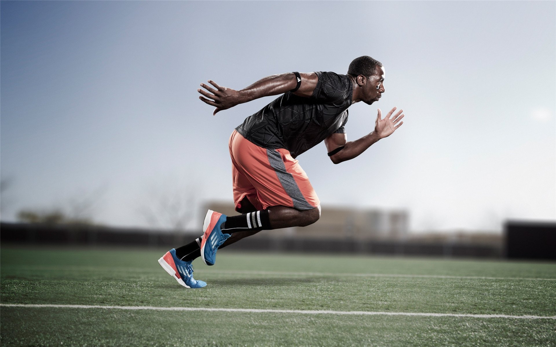 “武汉马拉松赛场，极速飞驰的新星即将诞生”